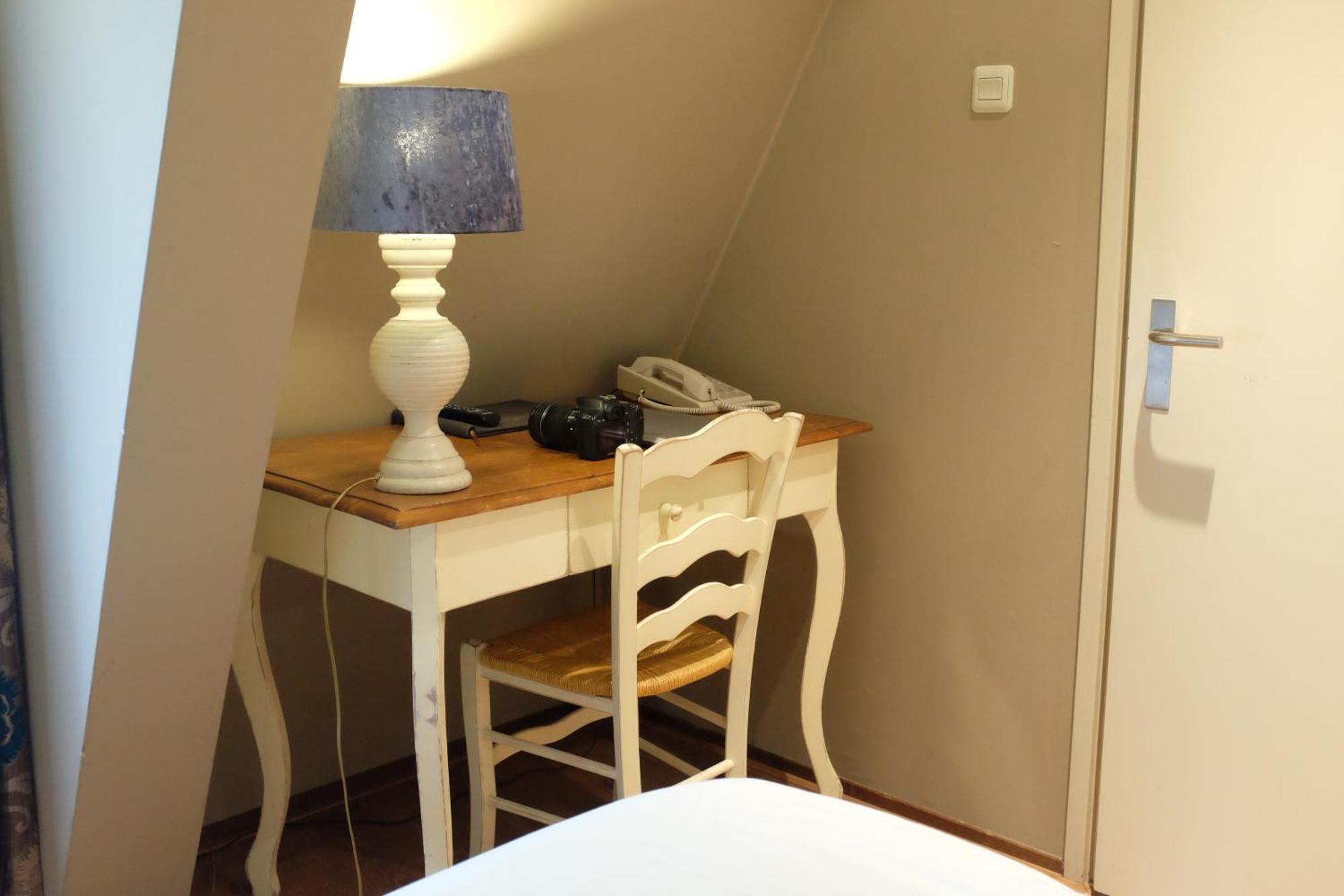 Augusta Hotel Эймейден Номер фото